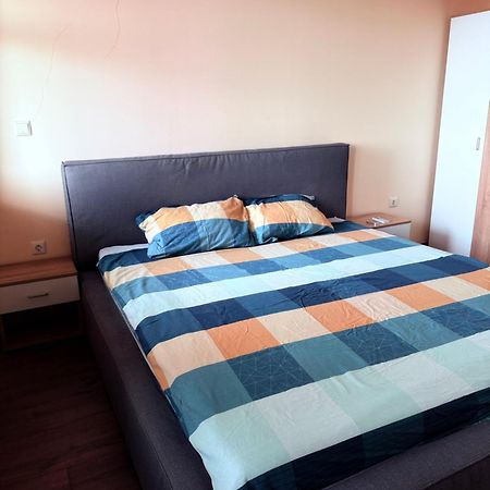 Apartment With Sea View Варна Экстерьер фото